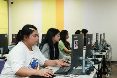 25690206-training-004