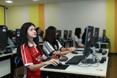 25690206-training-006