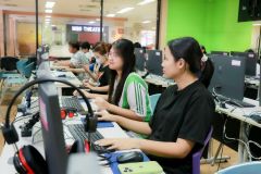 25690206-training-013