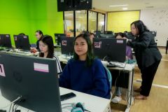 25690206-training-016