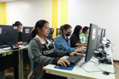 25690206-training-017