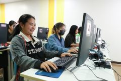 25690206-training-018