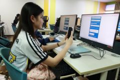 25690206-training-021