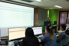 25690206-training-029