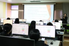 25690306-training-12