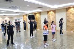 25690407-happyhealt-003