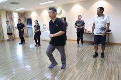 25690407-happyhealt-010