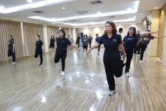 25690407-happyhealt-020