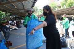 25690407-libleng-015