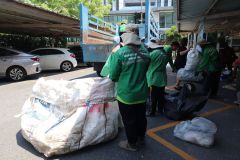 25690407-libleng-021