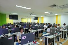 25690807-training-002