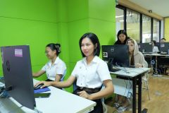 25690807-training-011