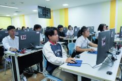 25690807-training-026
