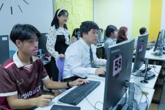 25690807-training-035