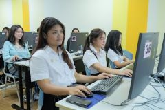 25690807-training-037
