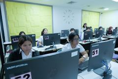25690807-training-043