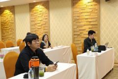 25690401-training-009