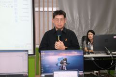 25690511-training-006