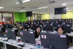 25690511-training-019