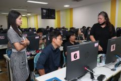 25690511-training-050