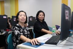 25690511-training-051