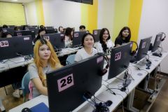 25690112-training-004