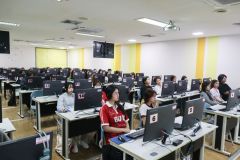 25690112-training-010