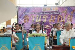 25690212-rommanee-018