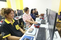 25690212-training-002