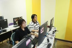 25690212-training-008