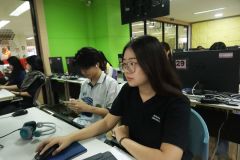 25690213-training-009