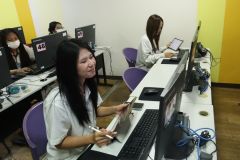 25690213-training-017