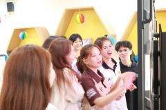 25690214-valentine-016