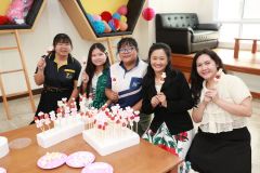 25690214-valentine-027