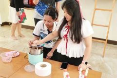 25690214-valentine-056