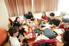 25690214-valentine-072