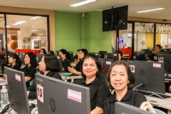 25690514-AI-training-022