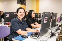 25690514-AI-training-028