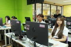 25690714-training-003