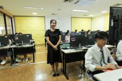 25690714-training-004