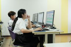 25690714-training-016