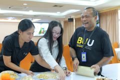 25690814-event-035