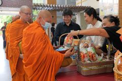 25690814-event-043