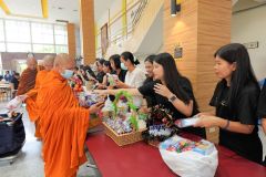 25690814-event-057
