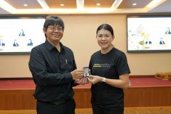 25690814-event-163