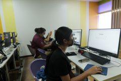 25690715-training-007