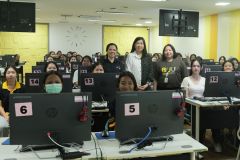 25690715-training-025