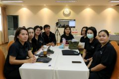 25681216-or-review-012