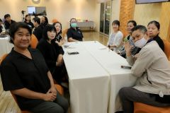 25681216-or-review-013