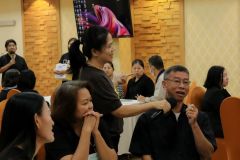 25681216-or-review-020